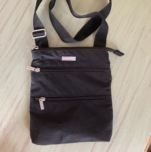 Baggallini Nylon 3-pocket crossbody purse